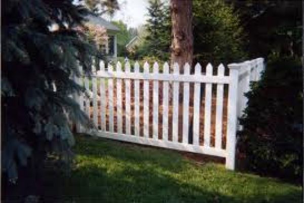 Vinyl-PVC Fence 16