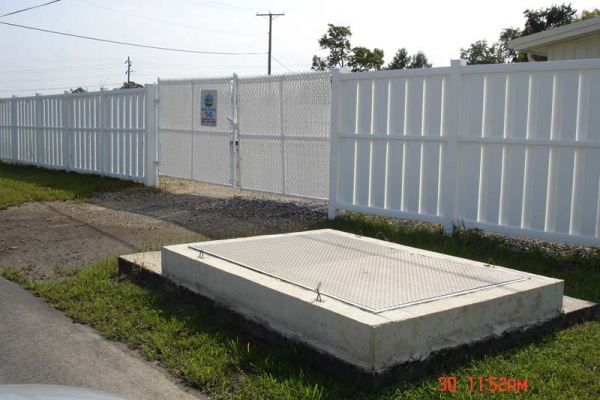 Commercial Fence 7