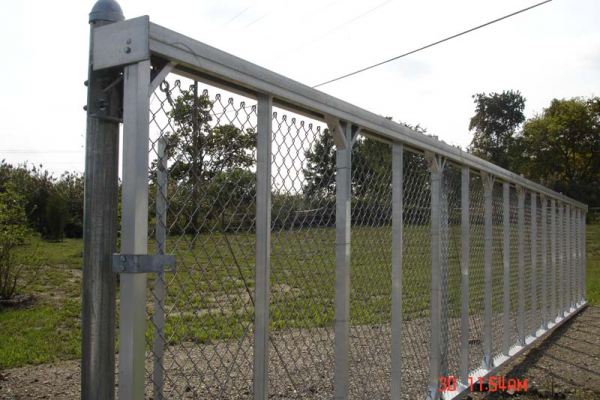 Commercial Fence 8
