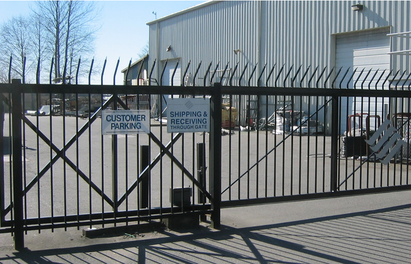 Commercial Fence 12